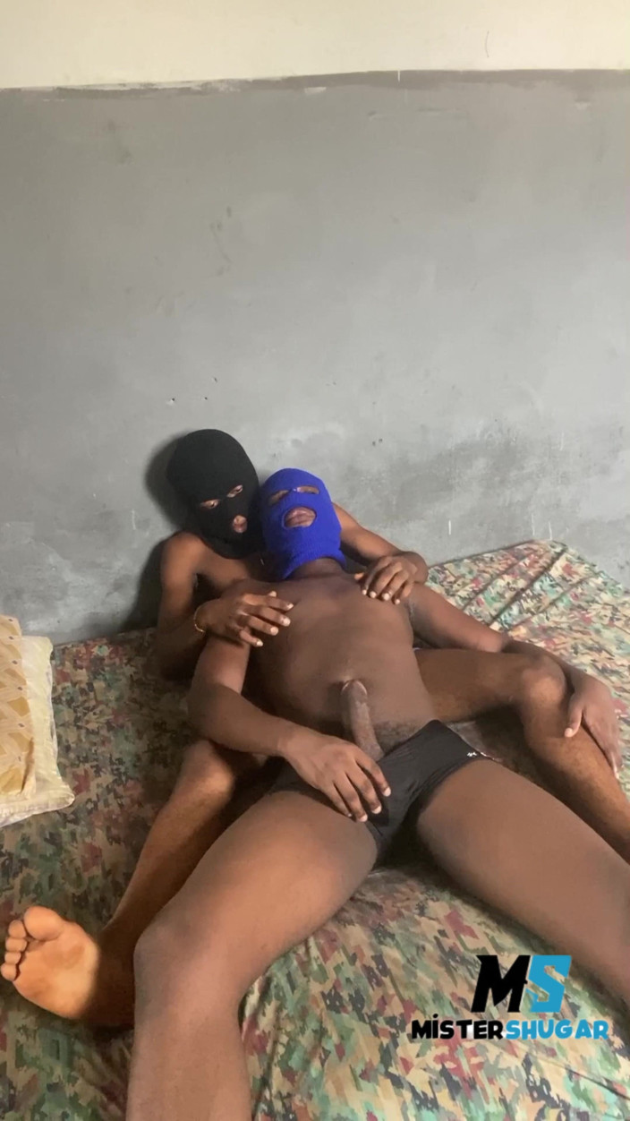 Mister Shugar: Bromance in the Dormitory