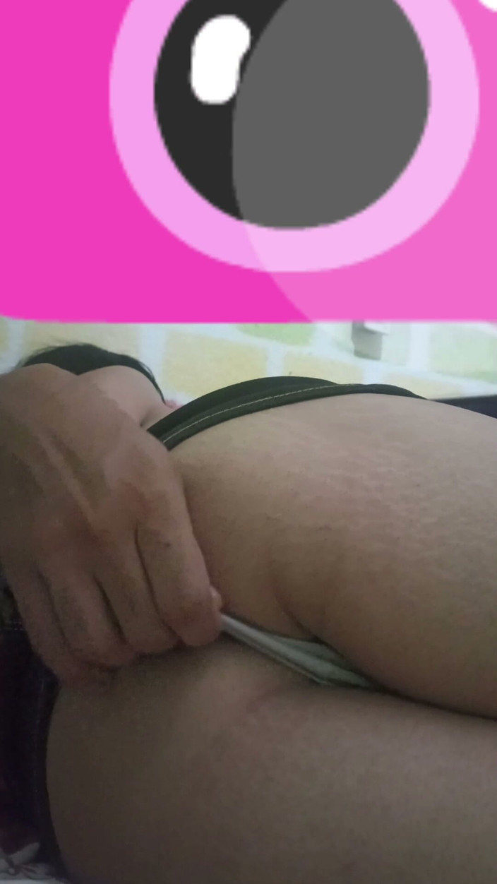 BritneyBunnyTs: 我给你看看我的屁股