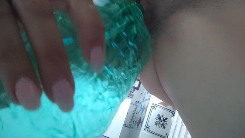 savannahamatoriale: uuuhhh..i must do it in a bottle