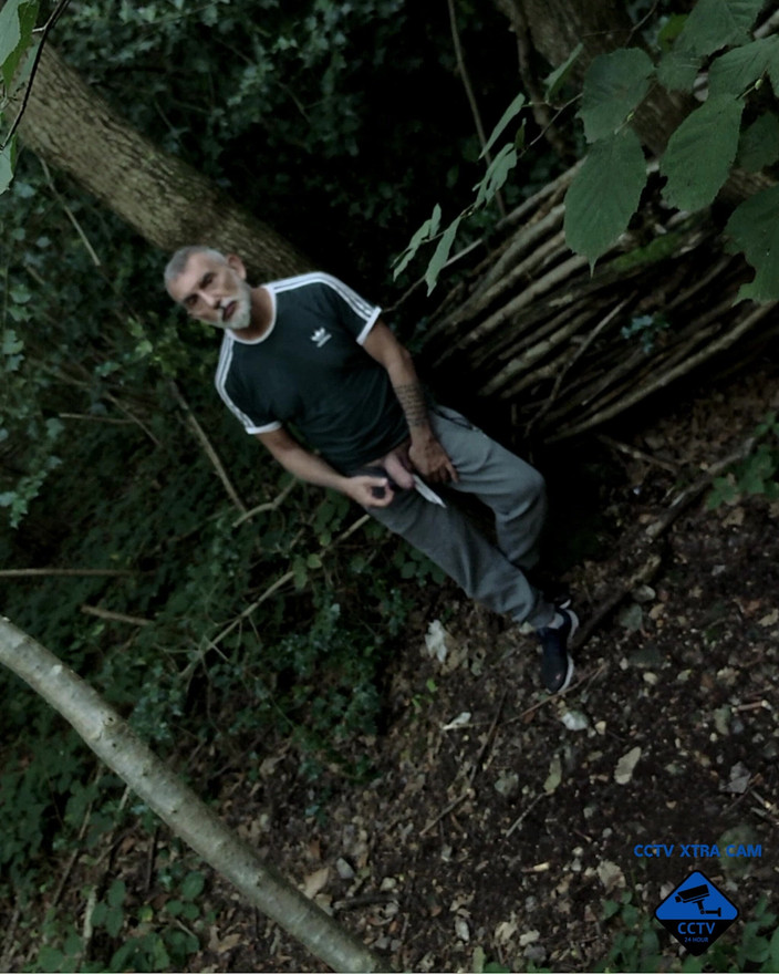 itapapixxl: Twink przyłapany w lesie na ssaniu wielkiego kutasa dziadku