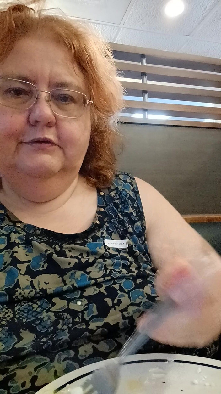 BBW nurse Vicki adventures with friends: Blueberry Crepes dan Creme Yummy