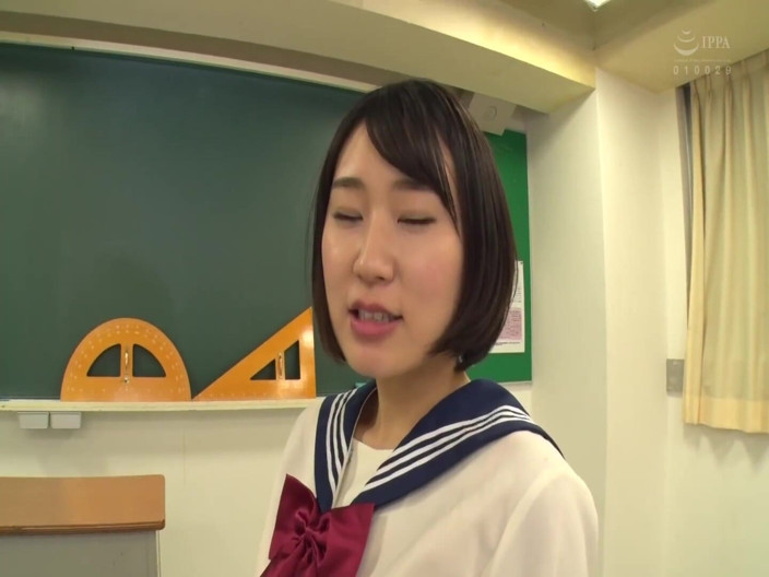 Strix: Skirt Fluttering Around! Chasing Provocative College Girl