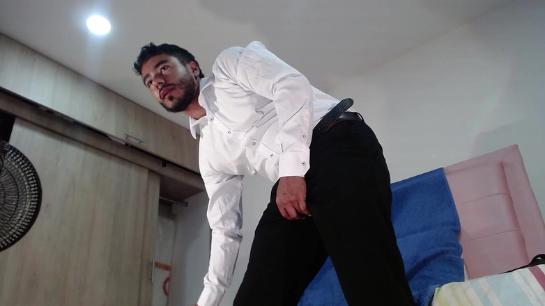 Tommhot: Ayah melancap dan memancut mani selepas pulang ke rumah dari...