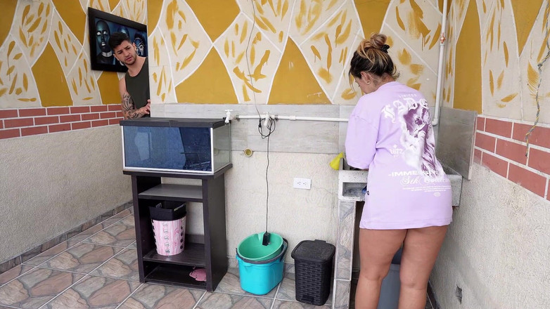 Juliana Rose: Saya mengambil kesempatan daripada suami saya pergi untuk mendapatkan susu...