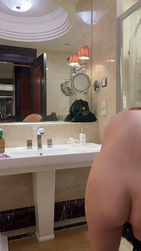 Bwc Fucks Petite Lulu Wild Without Condom