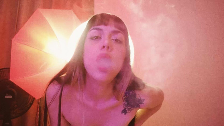 CoralTrip: Fuma nudo