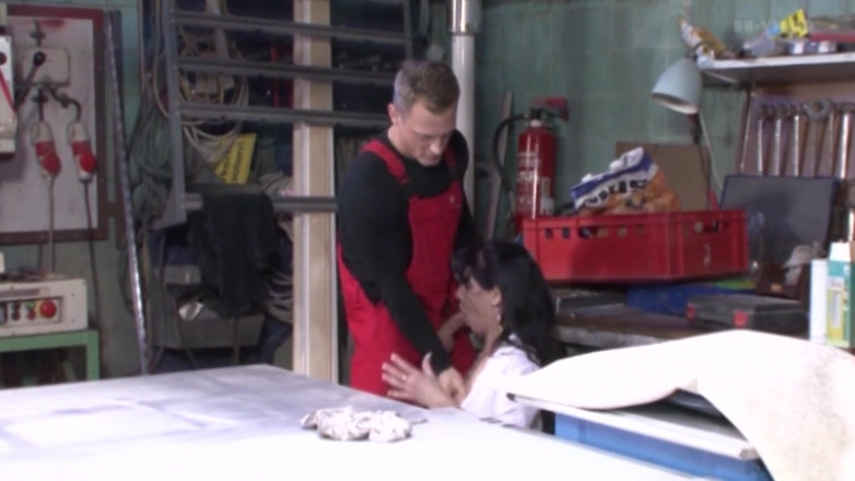 Emma Gold: Fuck my wife in the workshop