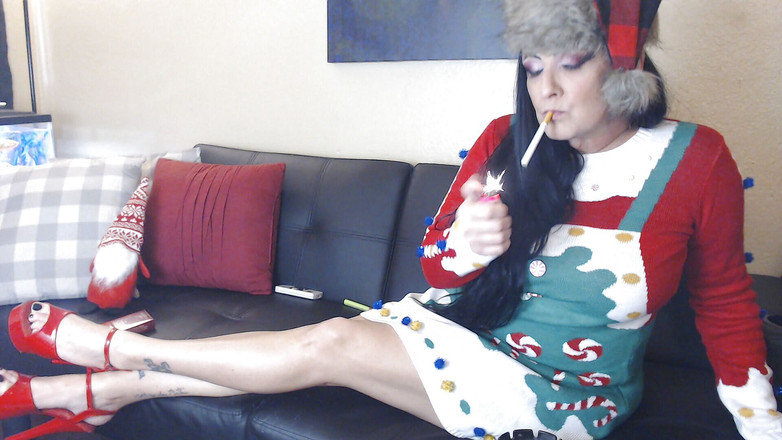 Abby Anna: Два сигарети поспіль різдвяне частування