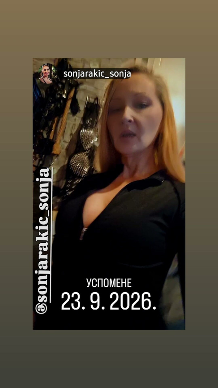 Dominatrix Redsonyja: Tanec
