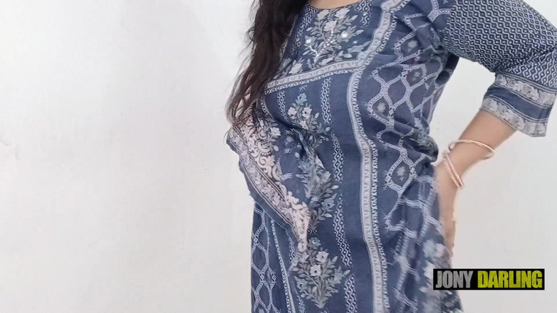 Jony Darling: Desi dansar