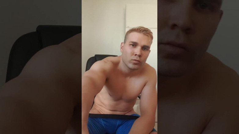 Ridley Dovarez | Gaysight: Jordan Fox's first squirts