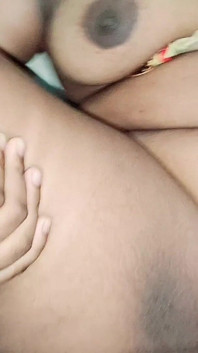 Tamil Desi Hot Friend Wife Cum Swallowing Deep Throat and Hard Fucking