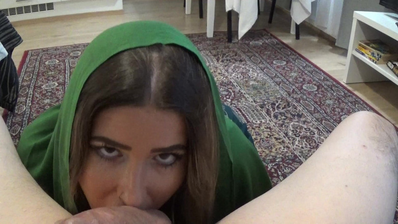 Amateur Homemade Porn: knullar min arabiska styvsyster när våra föräldrar är ute