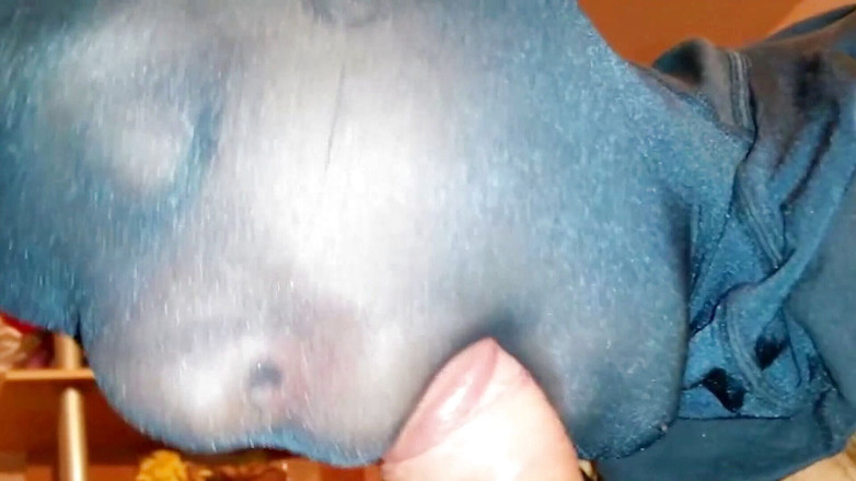 Nylon Xtreme: Naylon mavi naylon çoraplı sakso ve külotlu çorap