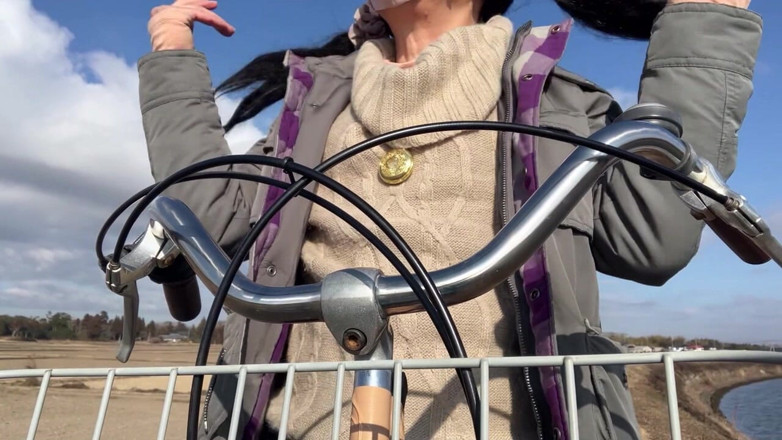 megu2002: Číslo 110 se stává Tajným cyklistickým deníkem Vítr u řeky, část 2