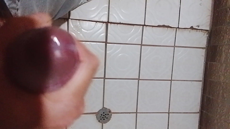 Jomperone: En El Baño