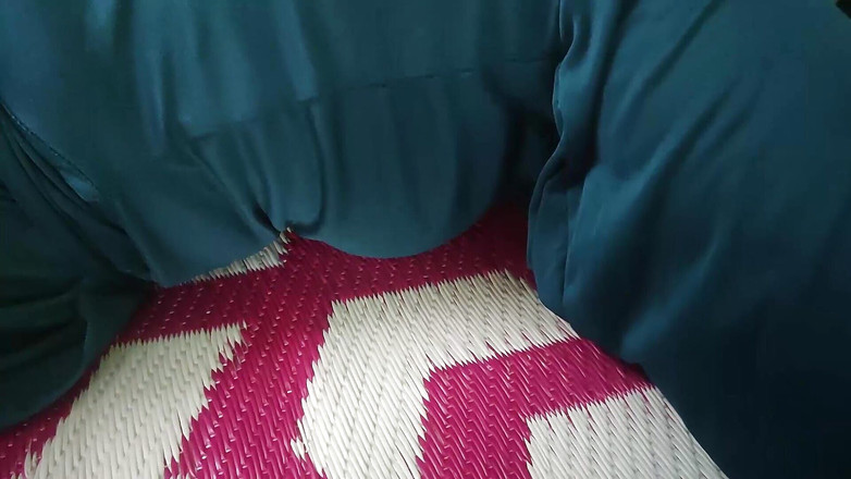 Vaigavarun45: ヴァイシュネイビーとシャルンラージモダンドレスおっぱいロマンス2