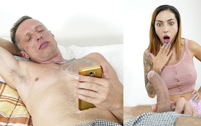 Amopornobr: 義理の妹は彼女の継母が隣の部屋でクソしていることを知って角質を取得します