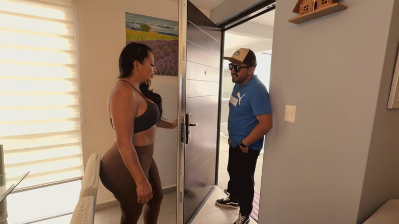 Calientehubxxx: My Friends Stepmother in Mexico