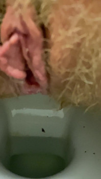 Hairy Pussy Pee and Accidentally Fart, Very Close up View 4K 60fps