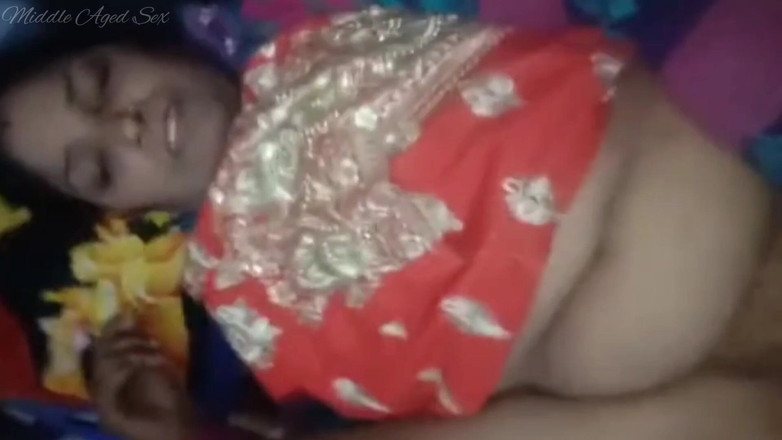 Middle Aged Sex: Selepas lama mengongkek makcik Telugu saya