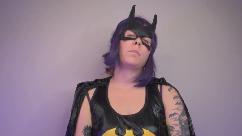 Deanna deadly: Batgirl phải bú pov villian để cứu thành phố