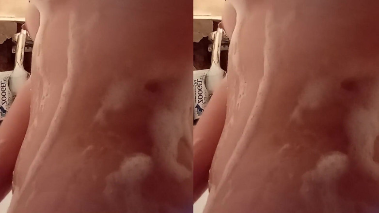 GINGER CRIN 4: I touch myself in the bathroom showing my boobs and...