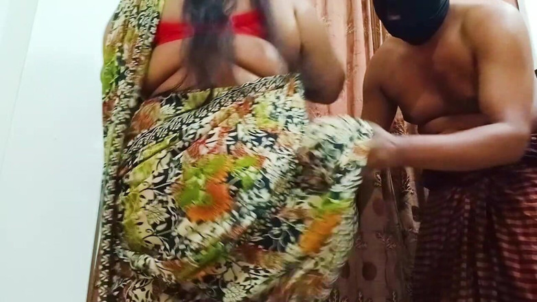 Morjenabb: Evin içinde duran Bangladeşli bir kızı siktim