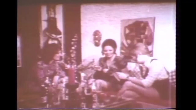 Vintage Usa: Vintage lesbisk hårig fitta MILF slickar fest