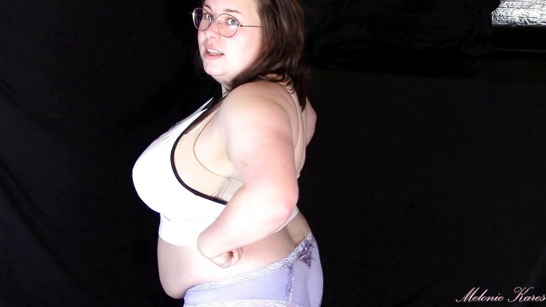 Melonie Kares: 팬티 핥기 1