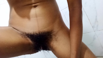 TEENADESI: Gadis India di depan saudara tirinya