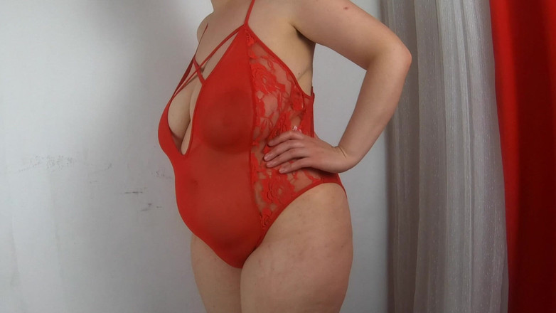 Lena Rose: 자지를 빠는 18세 소녀