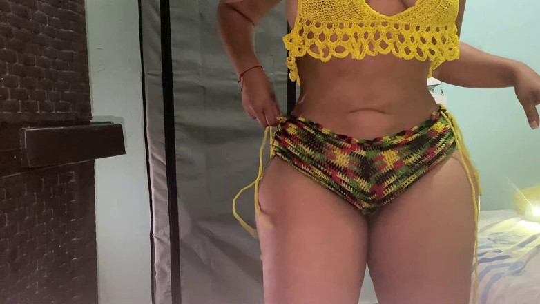 Katrina4deluxe: Толстушку-мачеху записали в ее доме, только что трахнутую