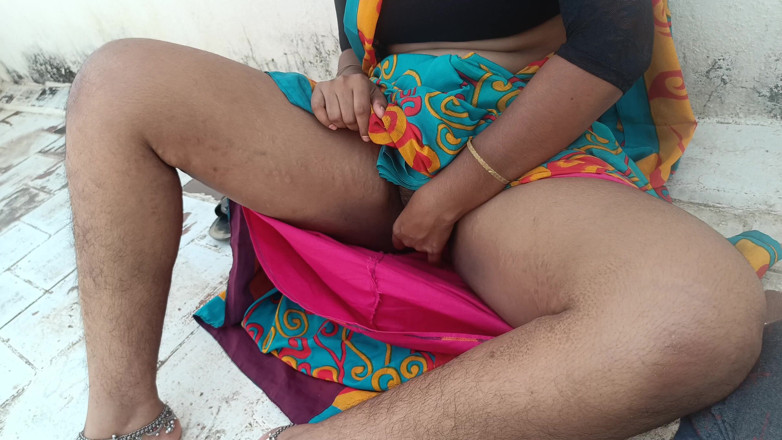 Inba: Married Women Enjoying Terrace Romance with Neighbour Men Friend
