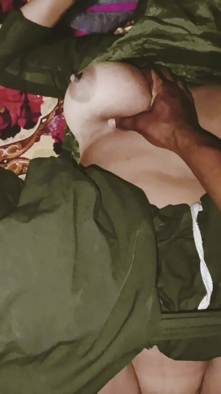 Bhabhi UP: Chịch lỗ hậu mạnh bạo