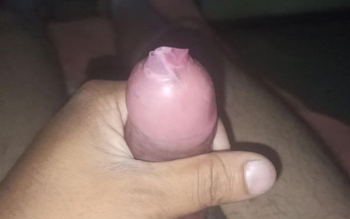 Deepak1989cage: 鸡巴很粗，脚又短，被小嫂的阴户撕裂了