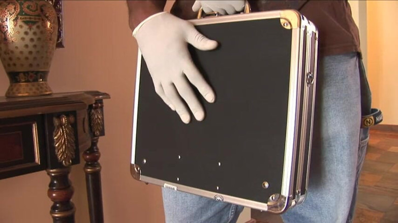 Dat Ass: Big ass white chick gets anally screwed by big and...