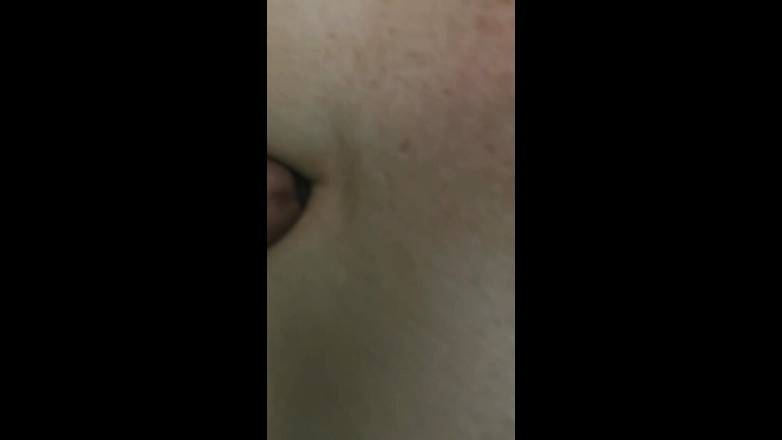 Bellaboo: 彼が彼の負荷を吹くまでTittyクソ角質夫