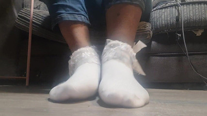 Simp to my ebony feet: moje ładne białe skarpetki