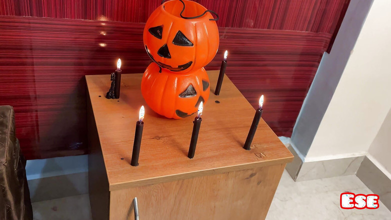 Sammy Sins: ハロウィンハードファック!