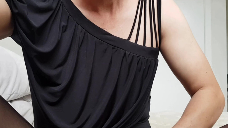 Dani Leg: Dani în ciorapi negri cu spermă mare