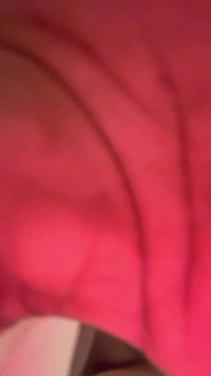 LeanBbc4u: 穿孔的胖美女阴户 第一人称视角