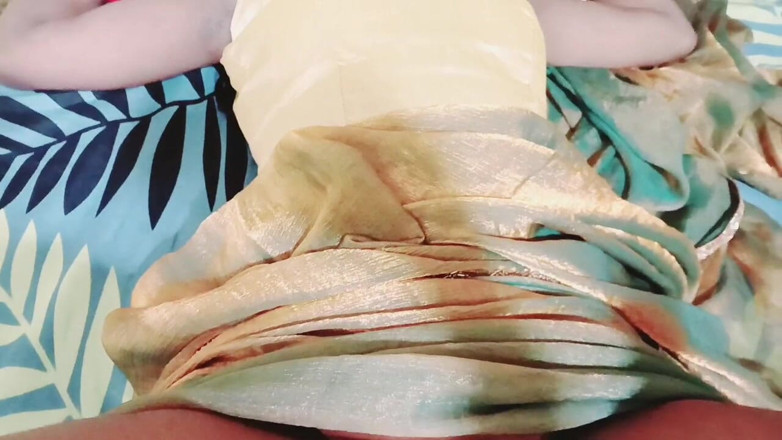 Graphic joy: Full HD New Romantic Sex Devar with Bhabhi Full Enjoy...