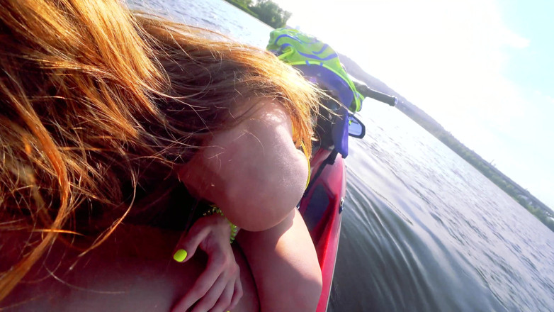 Mia Bandini: Anal ride on the jet ski in the city centre 2