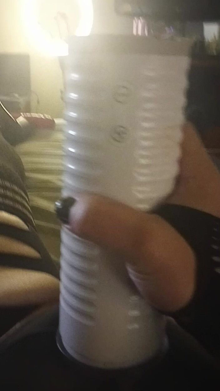 Blakelytgirl: 性感人妖抚摸