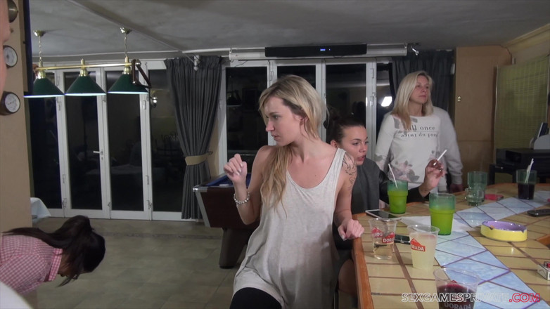 Czech Pornzone: 유로 포르노 스타 다리 활짝 열리는 주 vol.12