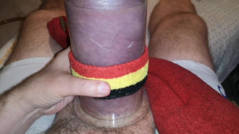 Monster_Meat_: Екстремальне райдужне накачування