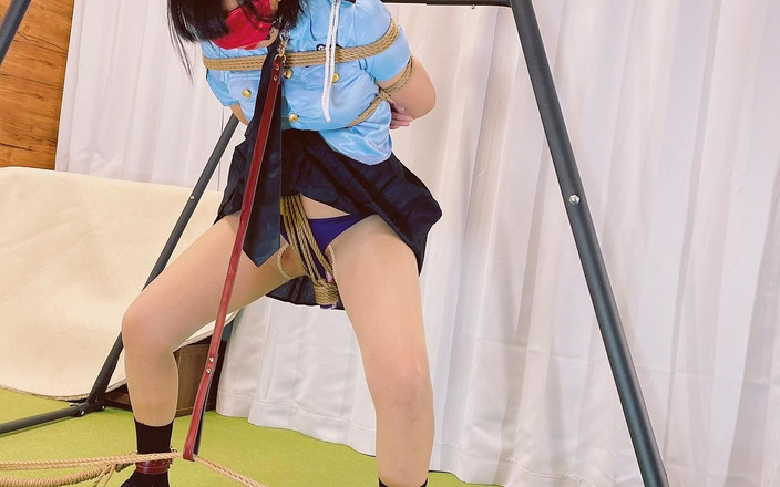 ushirosugatanomiki: Addestramento dell'ufficiale di polizia femminile - parte anteriore-