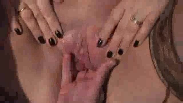 Anna Devot: Anna Devot - bermain kontol muda