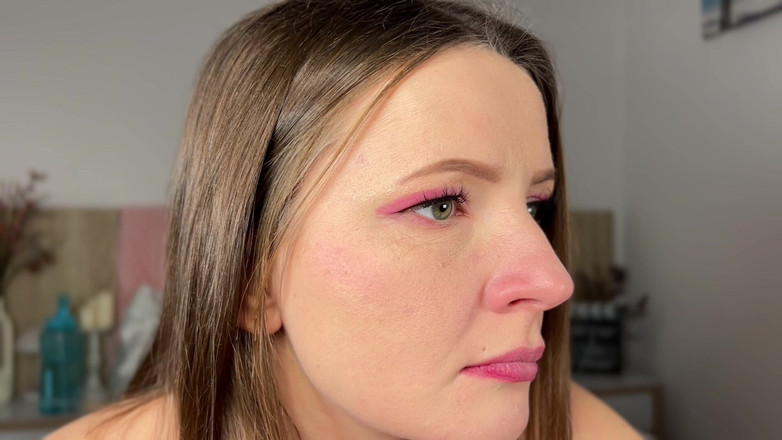 Mary Jay: Il Mio Prurito Al Naso Mi Sta Facendo Impazzire. Rimorchiarlo...